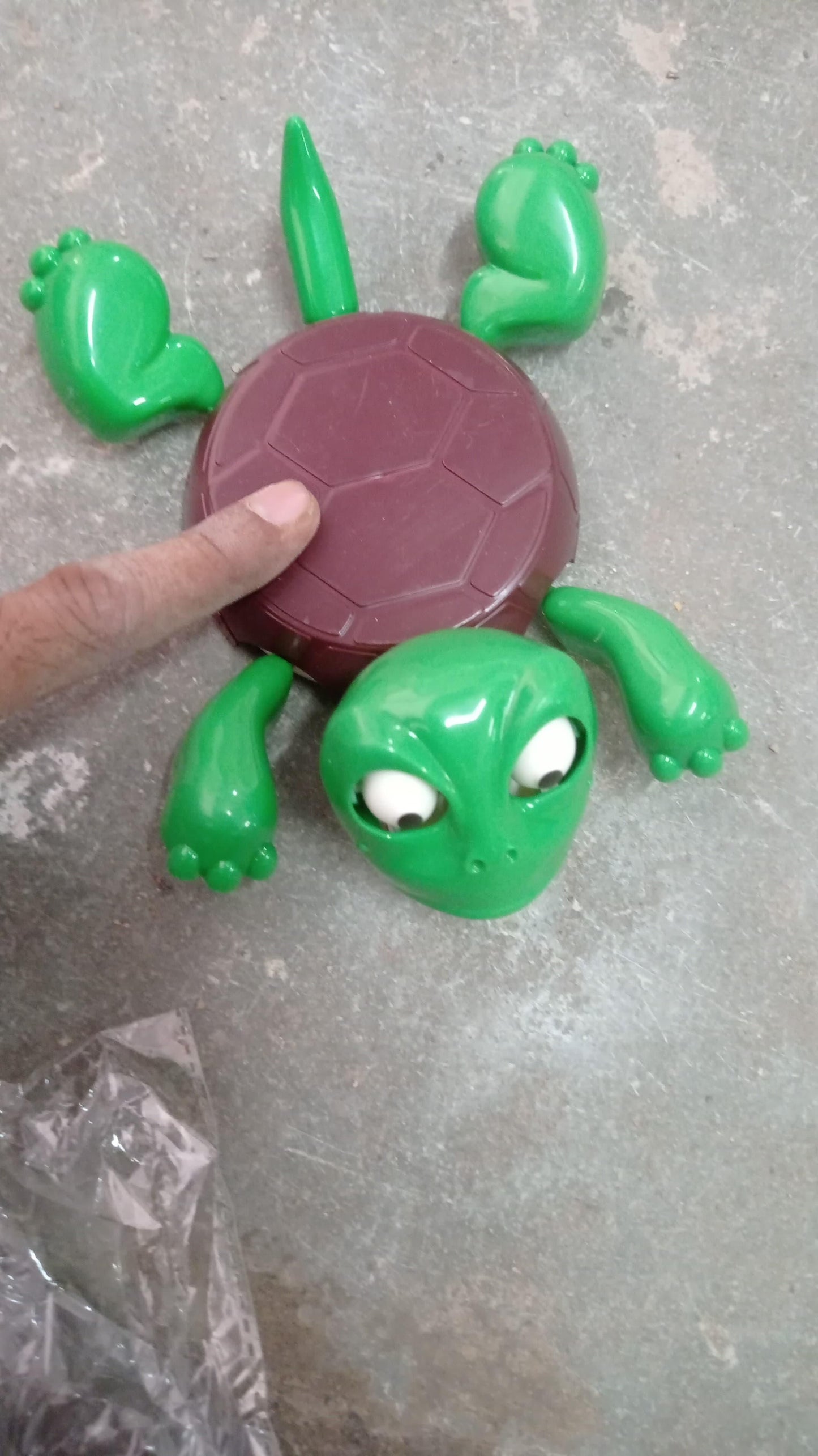 urtle Coasters – Funny 3D Cup Coaster, Decorative and Unique Turtle Design, Ideal for Home, Office, and Car Use (Green/Brown)